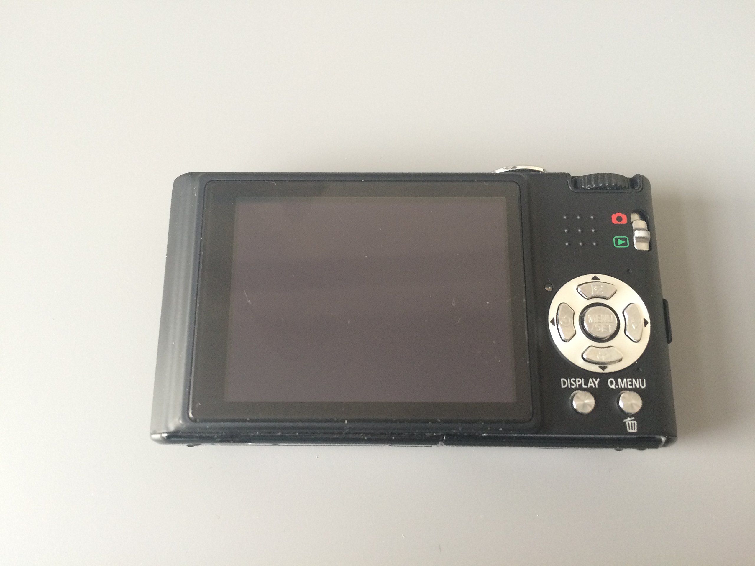 Panasonic Lumix DMC-FX37 Digitalkamera, 2,5 Zoll LCD-Display